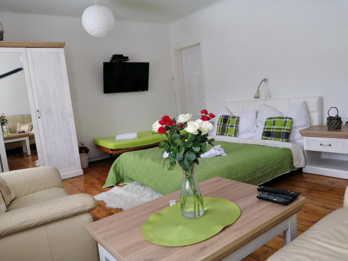 Apartment Patrick Harrachov Bagian luar foto
