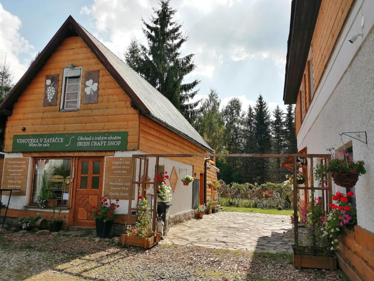 Apartment Patrick Harrachov Bagian luar foto