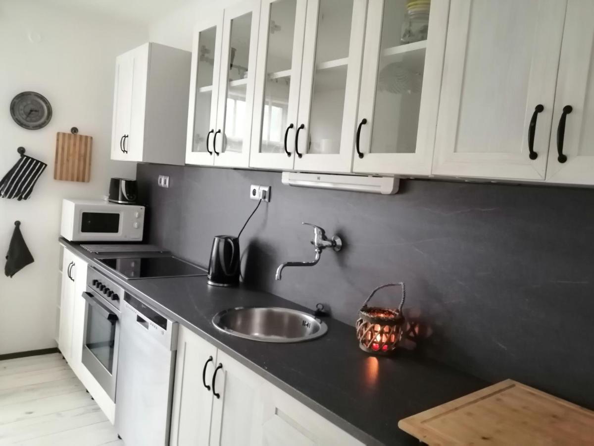 Apartment Patrick Harrachov Bagian luar foto
